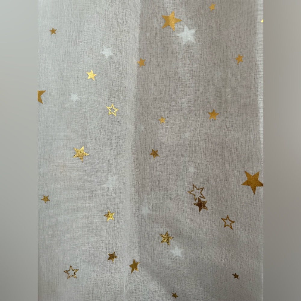 Curtain Collection - Picture 6 of 10